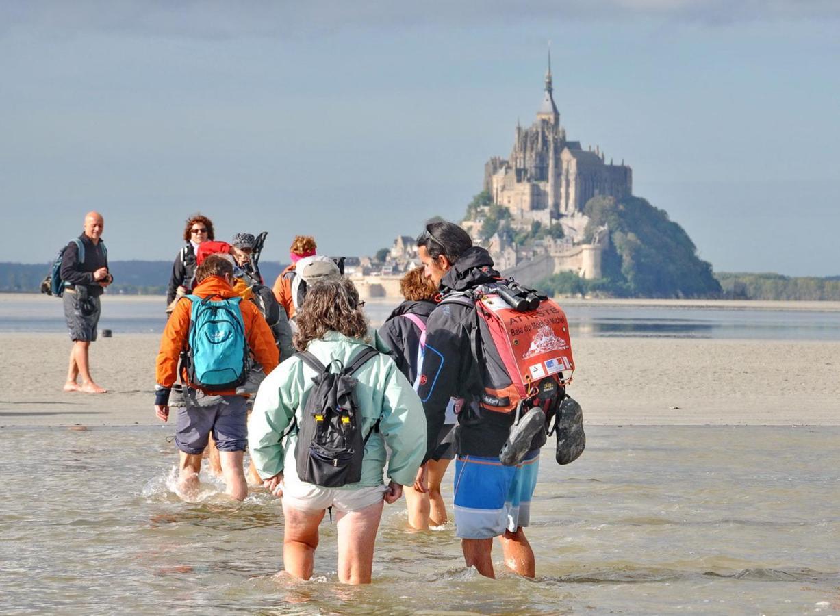 Gite Baie Bonheur Genêts 外观 照片